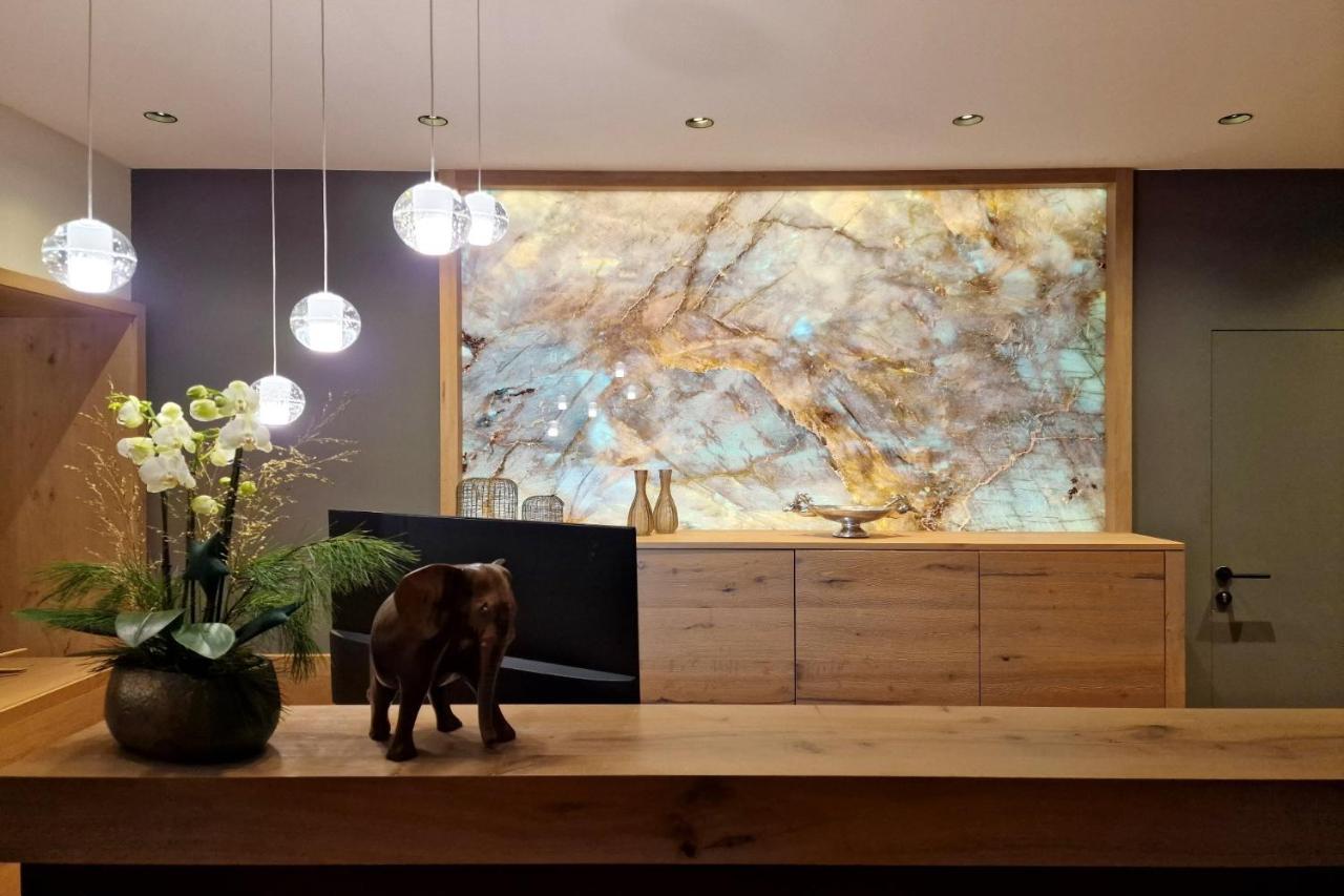 Lech Valley Lodge Warth  Екстериор снимка