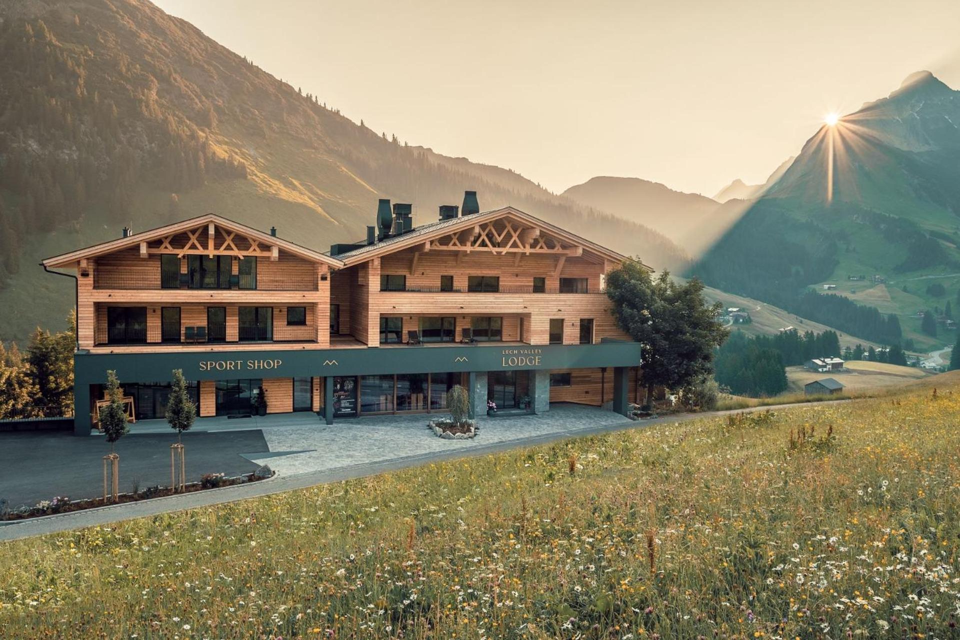 Lech Valley Lodge Warth  Екстериор снимка