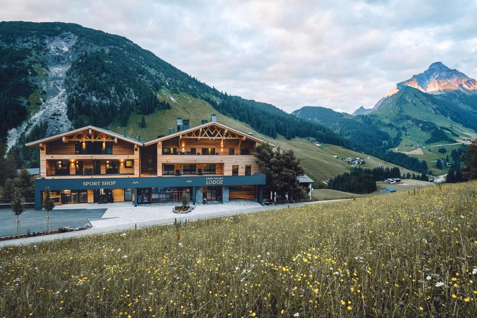 Lech Valley Lodge Warth  Екстериор снимка